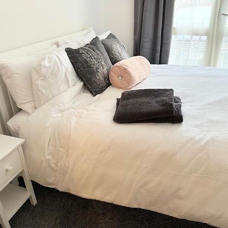 דרבי Superb 2 Bed 2 Bathroom Free Parking מראה חיצוני תמונה